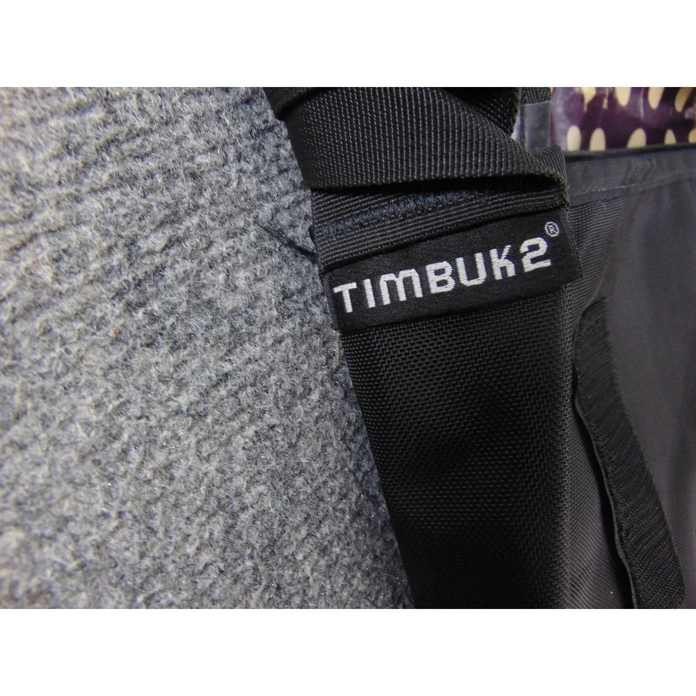Timbuk2 Messenger Bag Mens Large Black Polka Dot Lining Commuter Tech Travel Bag